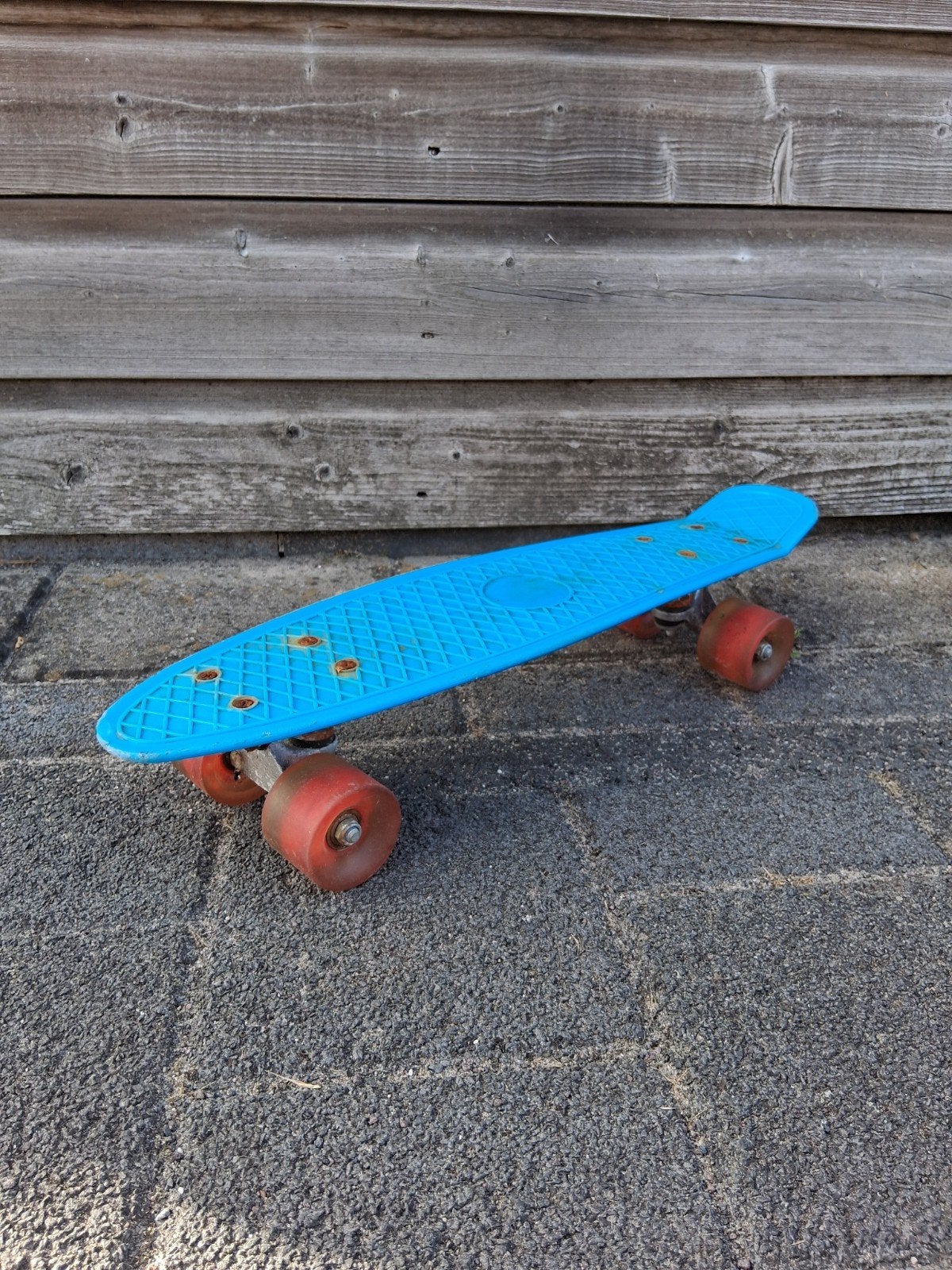 Lichtblauw Pennyboard - Gebruikt met lichte roest, Sport en Fitness, Skateboarden, Ophalen, Gebruikt, Skateboard