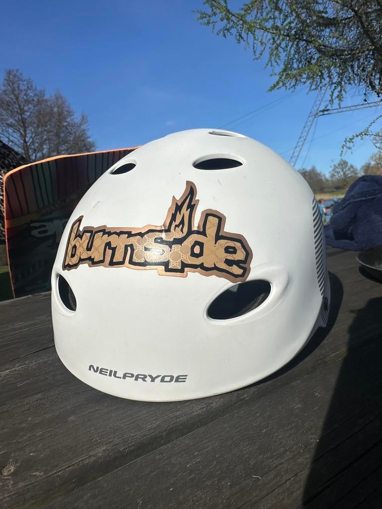 Watersport helm Neilpryde Freeride maat XS, Watersport en Boten, Wakeboarden, Ophalen of Verzenden, Zo goed als nieuw, Overige typen