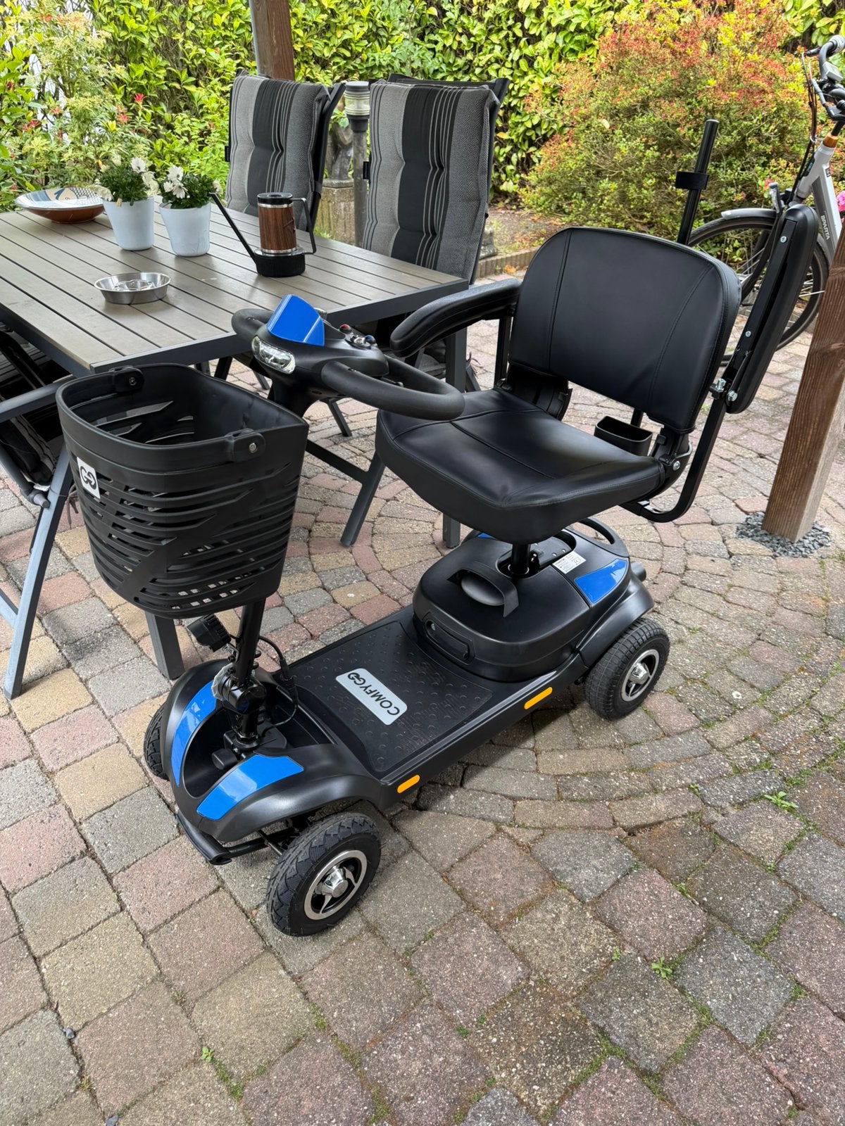 Nieuwe opvouwbare scootmobiel, Diversen, 10 km/u of minder, Nieuw, 46 km of meer, Ophalen