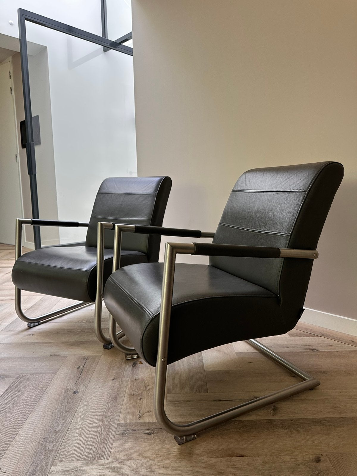 Twee keurige fauteuils van het merk Henders & Hazel., Huis en Inrichting, Fauteuils, Ophalen, -, -, Henders en Hazel
