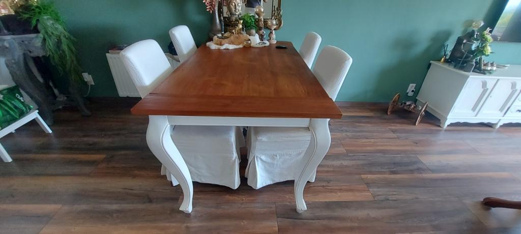 Elegante eettafel met 4 stoelen - Klassieke stijl, Huis en Inrichting, Tafels | Eettafels, Overige materialen, 100 tot 150 cm