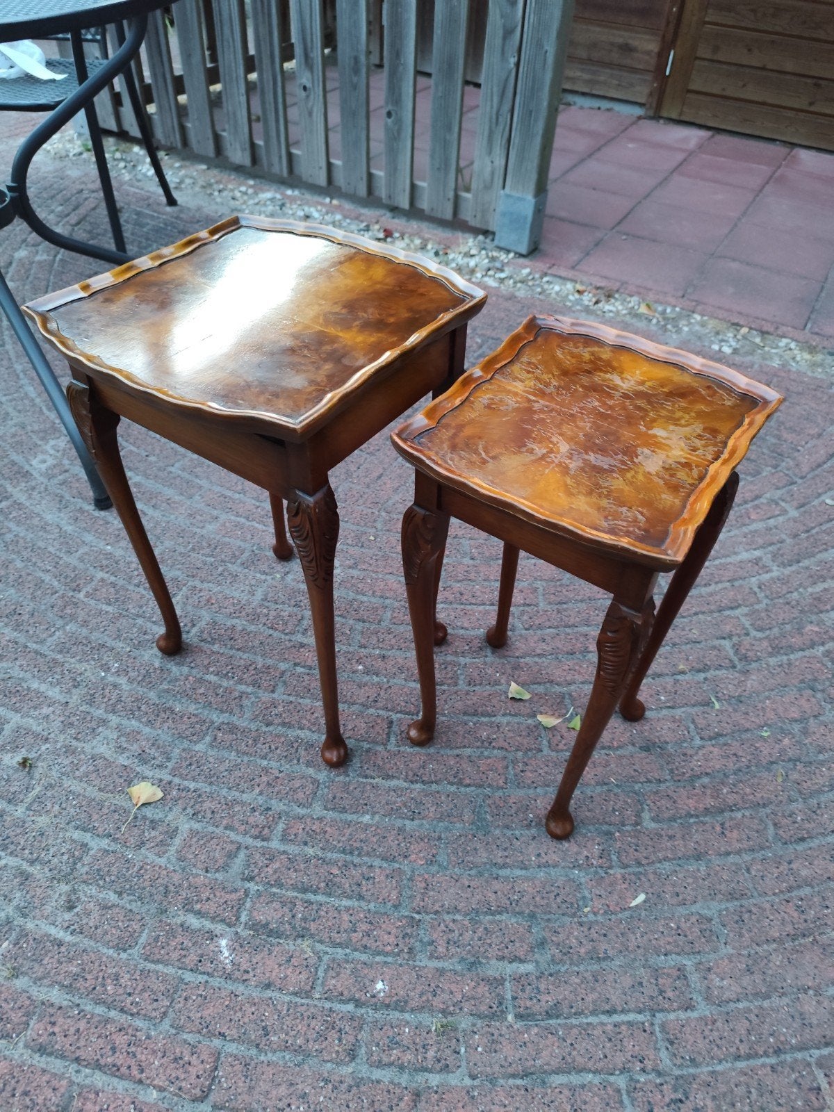 Set van 2 wortelnoten mimiset (bertils meubelen) poten, Ophalen