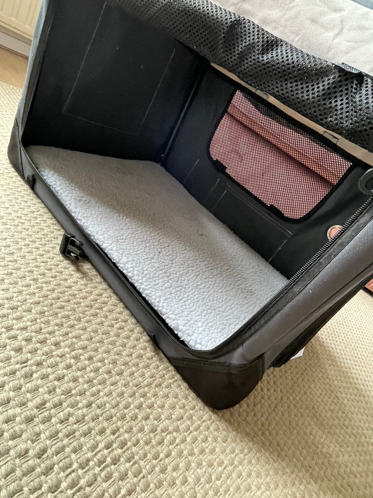 Honden/puppy bench voor in auto, Ophalen, Zo goed als nieuw