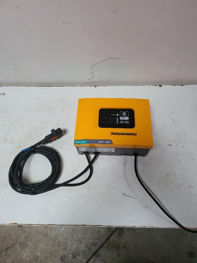 Jungheinrich SLH 300 24V 30A batterijlader, Hobby en Vrije tijd, Ophalen of Verzenden, Gebruikt