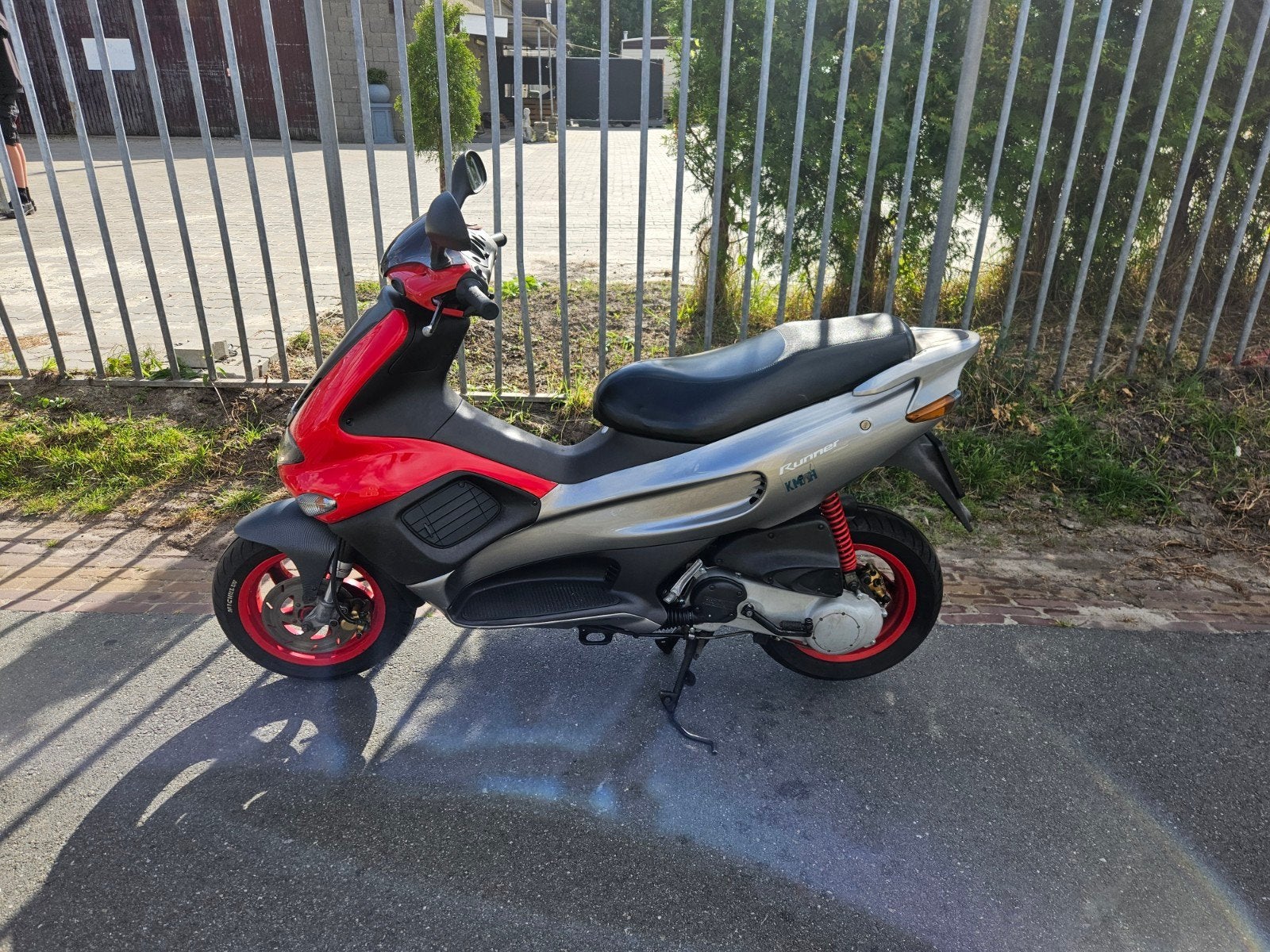 Gilera Runner SP Pro Nederlands bromkenteken., Fietsen en Brommers, Scooters | Piaggio, Ophalen, Overige modellen, Maximaal 45 km/u