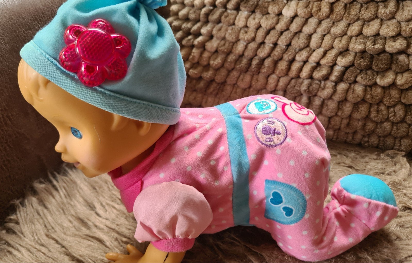 Interactieve Kruipende Babypop met Geluid en Beweging, Kinderen en Baby's, Speelgoed | Poppen, Ophalen of Verzenden, Gebruikt