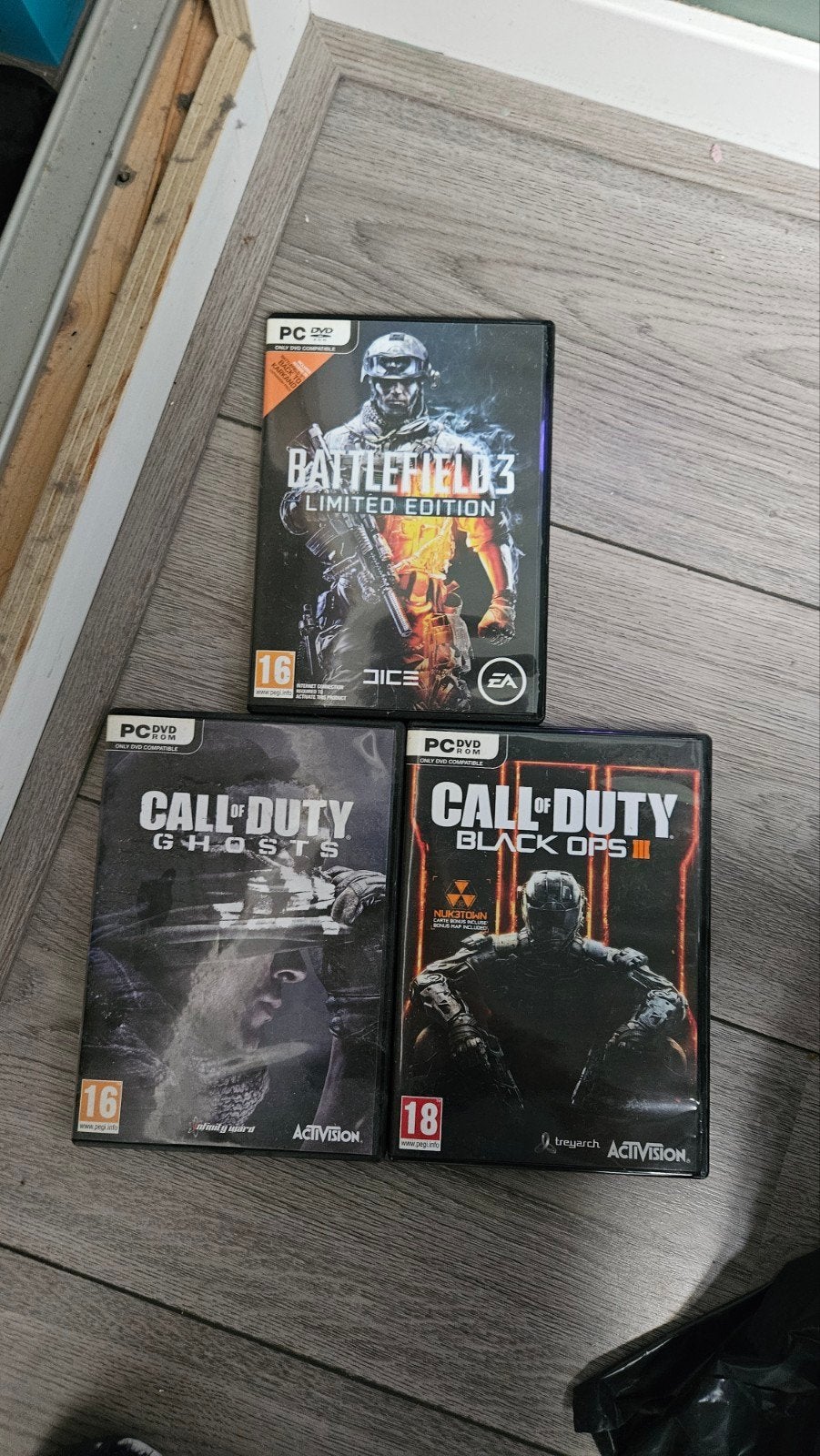 PC Games: Battlefield 3, Call of Duty Ghosts & Black Ops II, Spelcomputers en Games, Ophalen, Online, Gebruikt, Vanaf 18 jaar