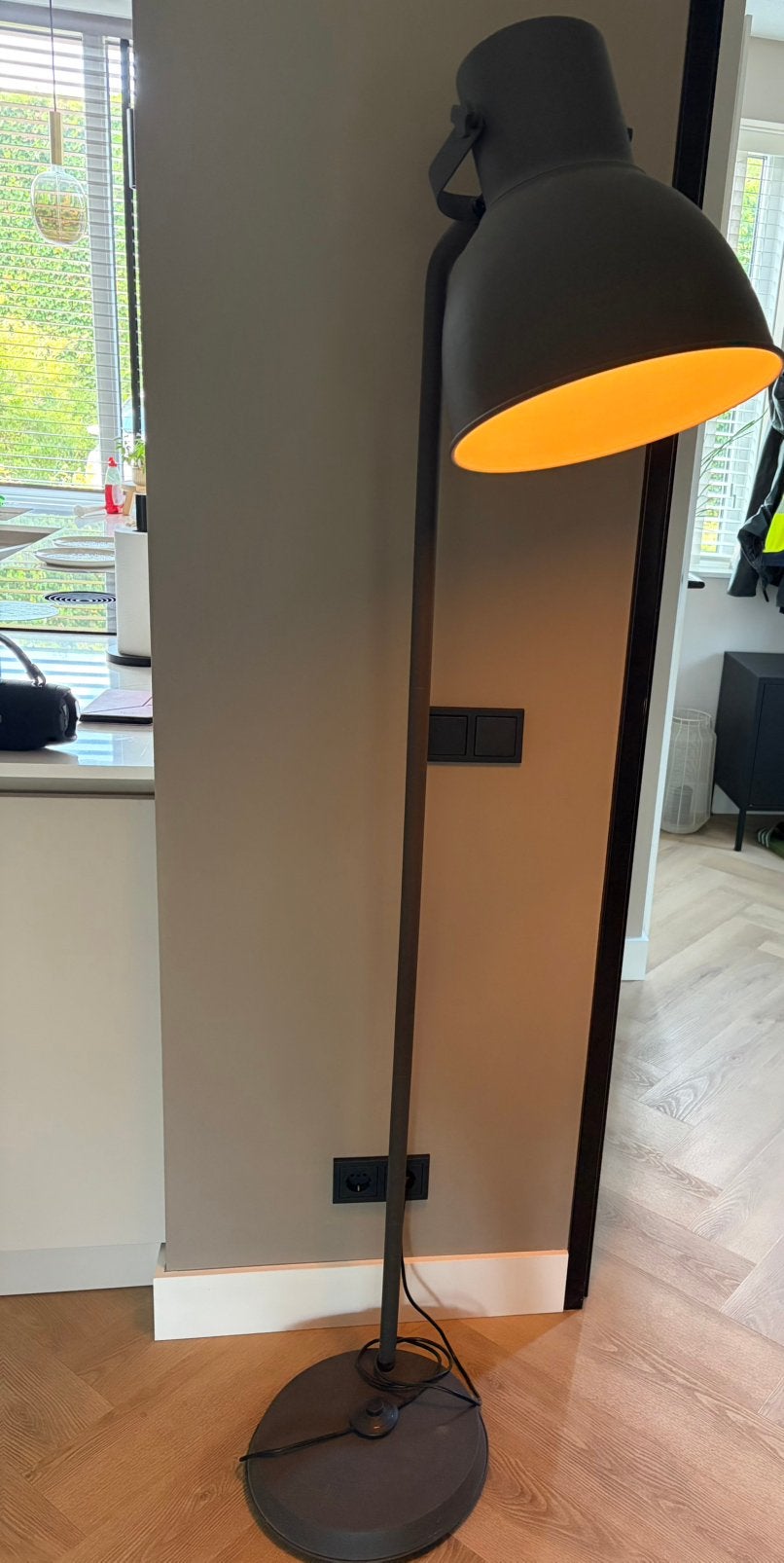 Staande lamp, Huis en Inrichting, Lampen | Vloerlampen, Ophalen, Zo goed als nieuw, 150 tot 200 cm