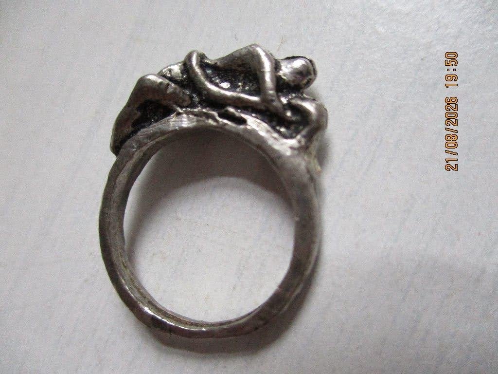 Ring liefdespaar zilverkleurig metaal 14 mm., Ophalen of Verzenden, Zo goed als nieuw, Zilver, Overige materialen