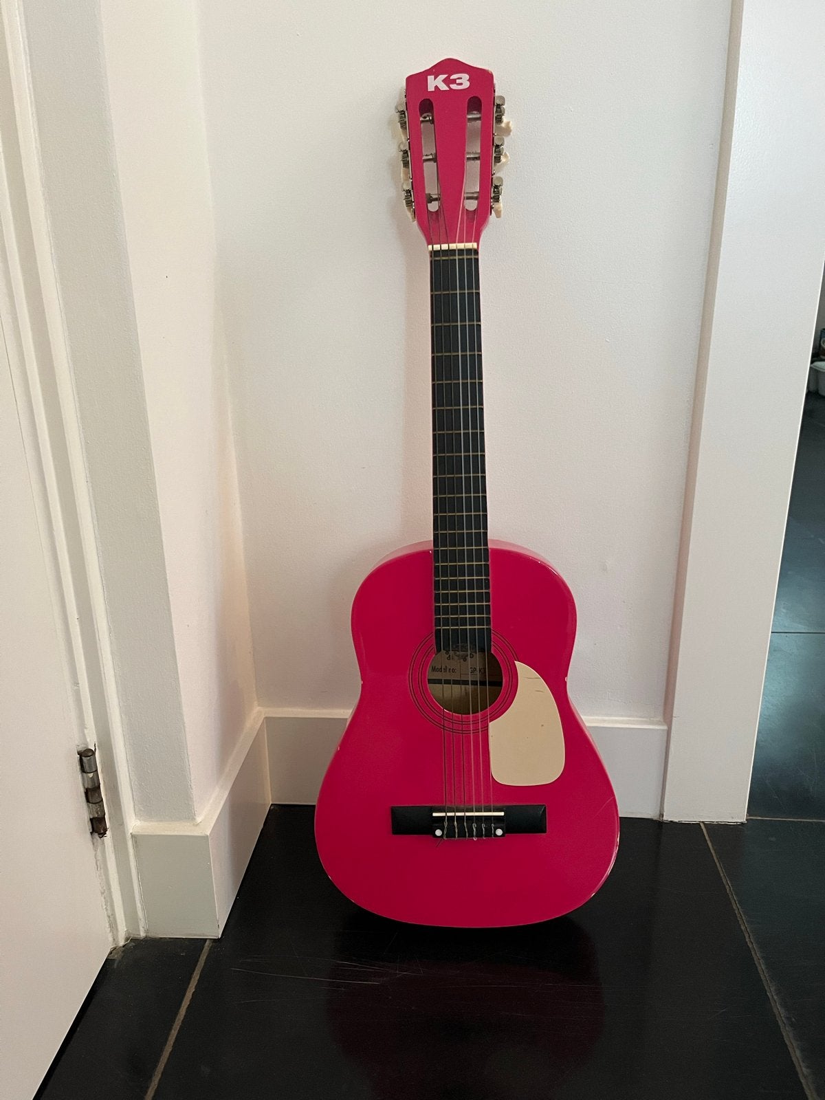 K3 Roze Kindergitaar, Muziek en Instrumenten, Ophalen, Zo goed als nieuw, Klassieke of Spaanse gitaar