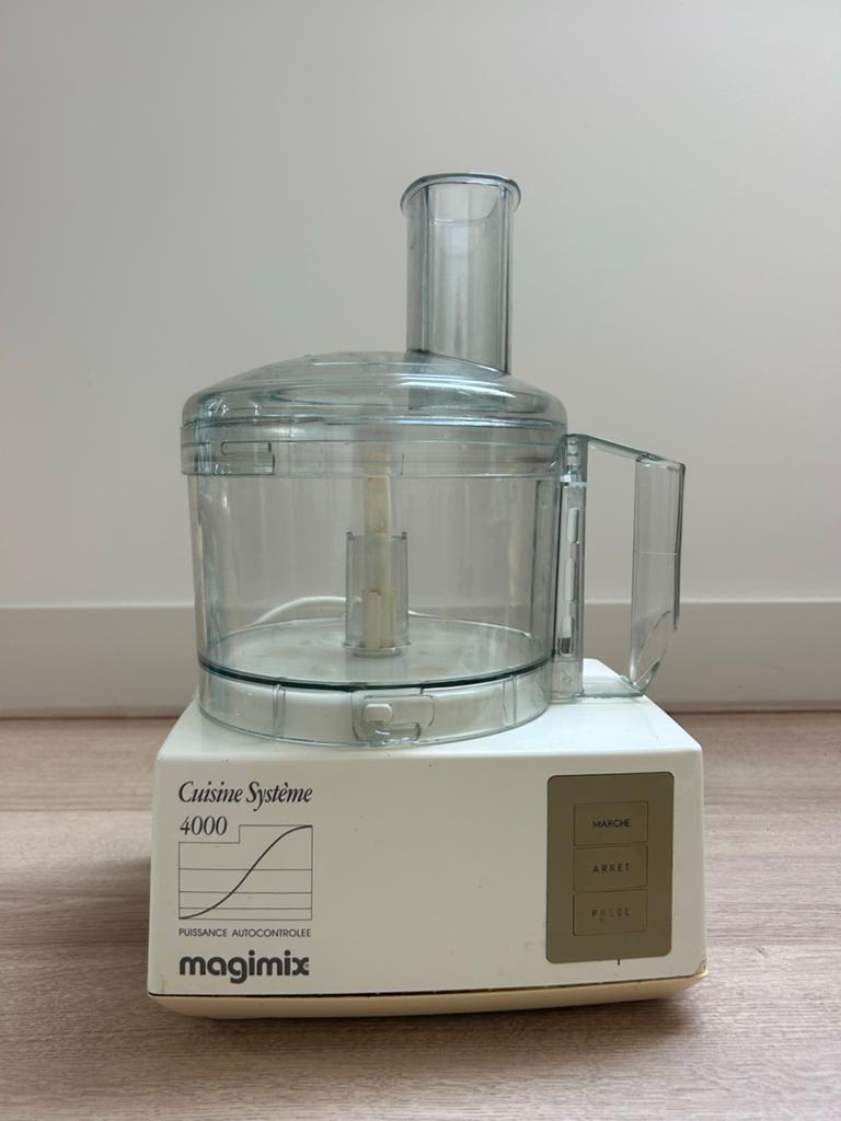 Magimix Cuisine Système 4000 Foodprocessor met accessoires, Gebruikt, Ophalen of Verzenden, 2 tot 3 liter, Vaatwasserbestendig