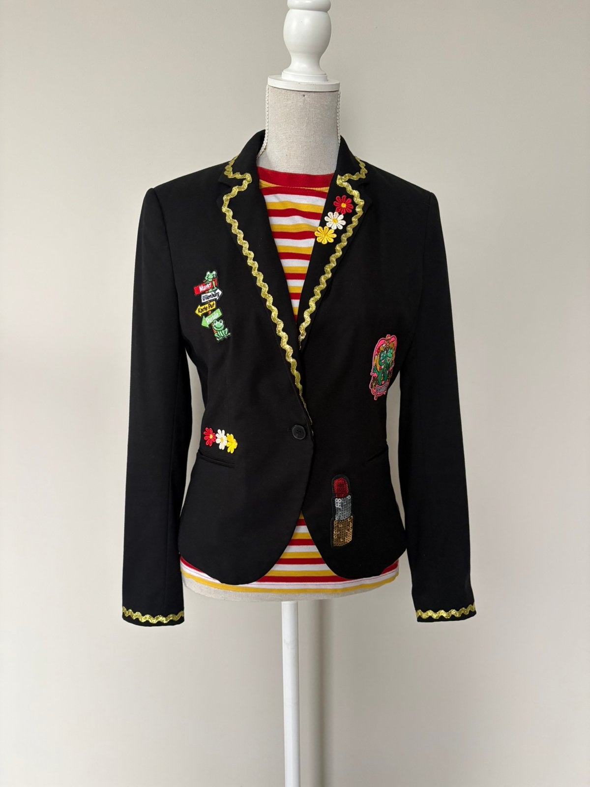 Oeteldonk jasje maat XS/34 dames 🐸, Ophalen, Carnaval, Zo goed als nieuw, Kleding