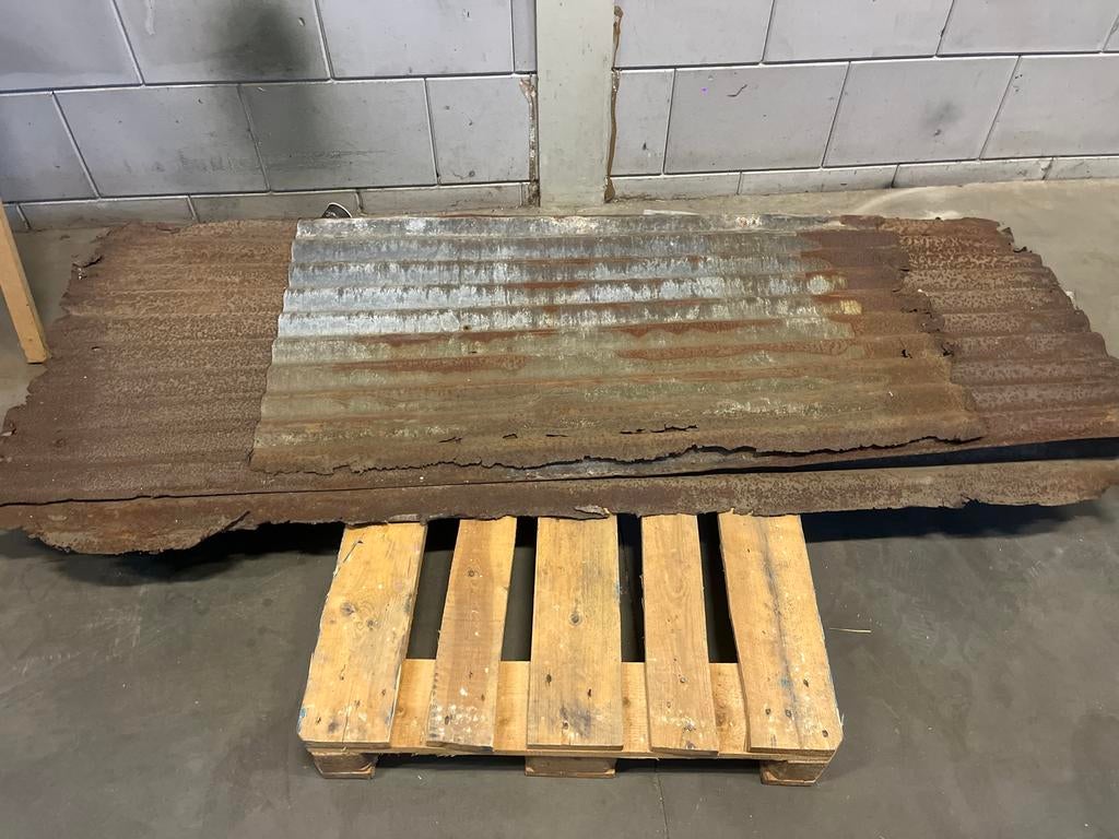 2,5m verroeste stalen golfplaten, Ophalen, Gebruikt, IJzer