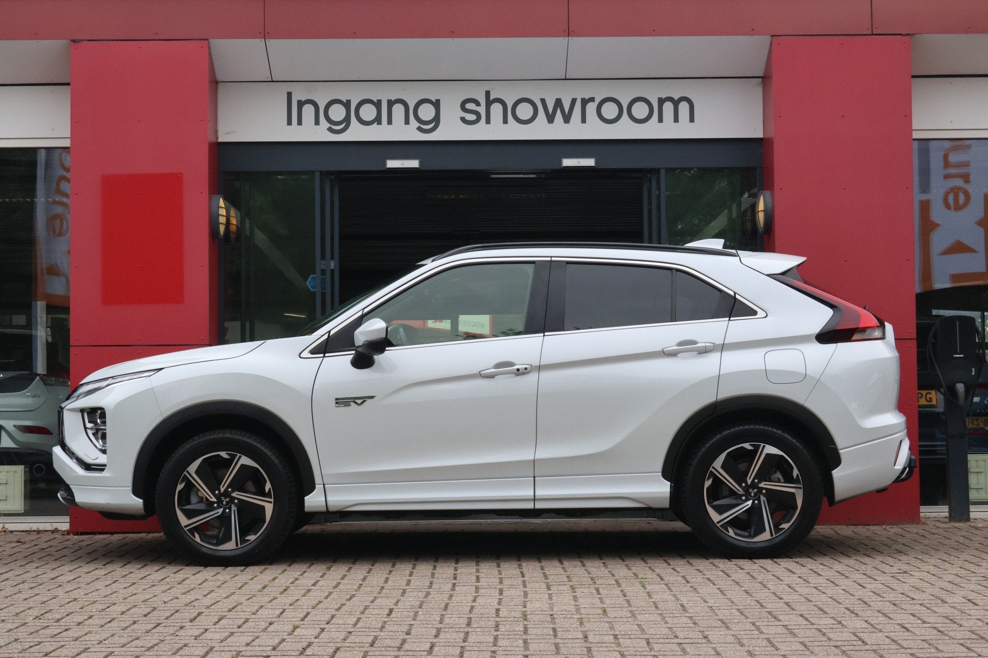 Mitsubishi Eclipse Cross 2.4 PHEV Executive | ACC | Camera |, Auto's, Automaat, 188 pk, Verwarmde buitenspiegels, 4 cilinders