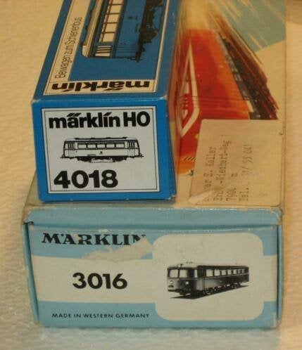 HO Märklin 3016 Schienenbus + Bij wagen 4018 DB., Ophalen, Wisselstroom, Locomotief, Zo goed als nieuw