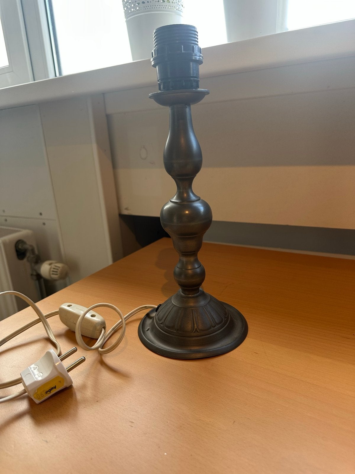 Stoere vintage tinnen tafellamp / Kurz Tiel – 90% Tin, Antiek en Kunst, Ophalen