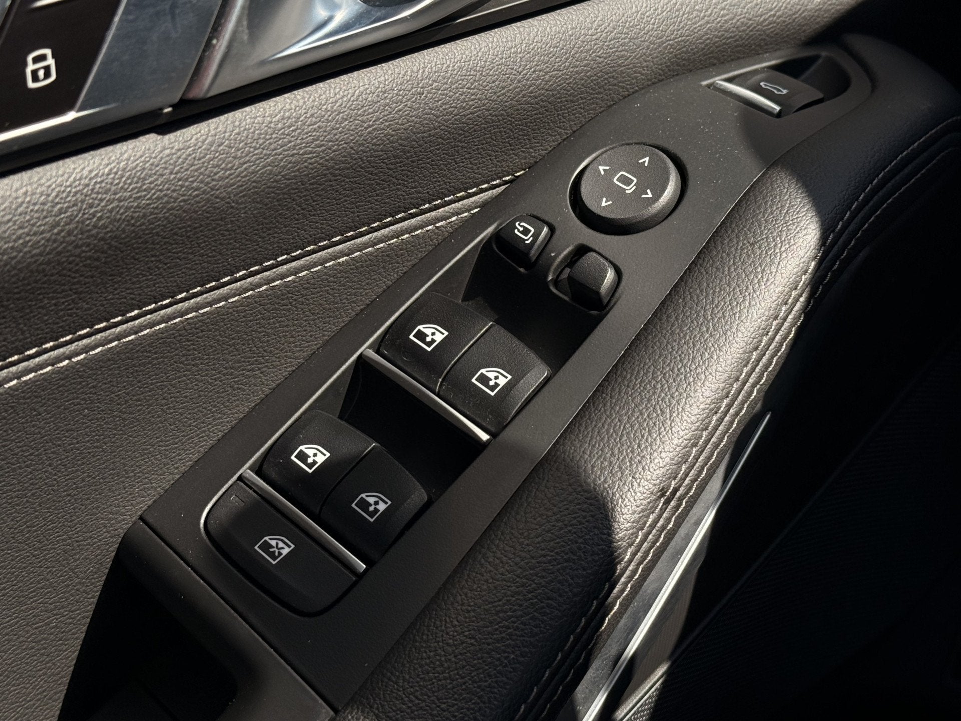 Foto 40 van BMW X5 xDrive45e High Executive | M Pakket | Pano | Luchtver