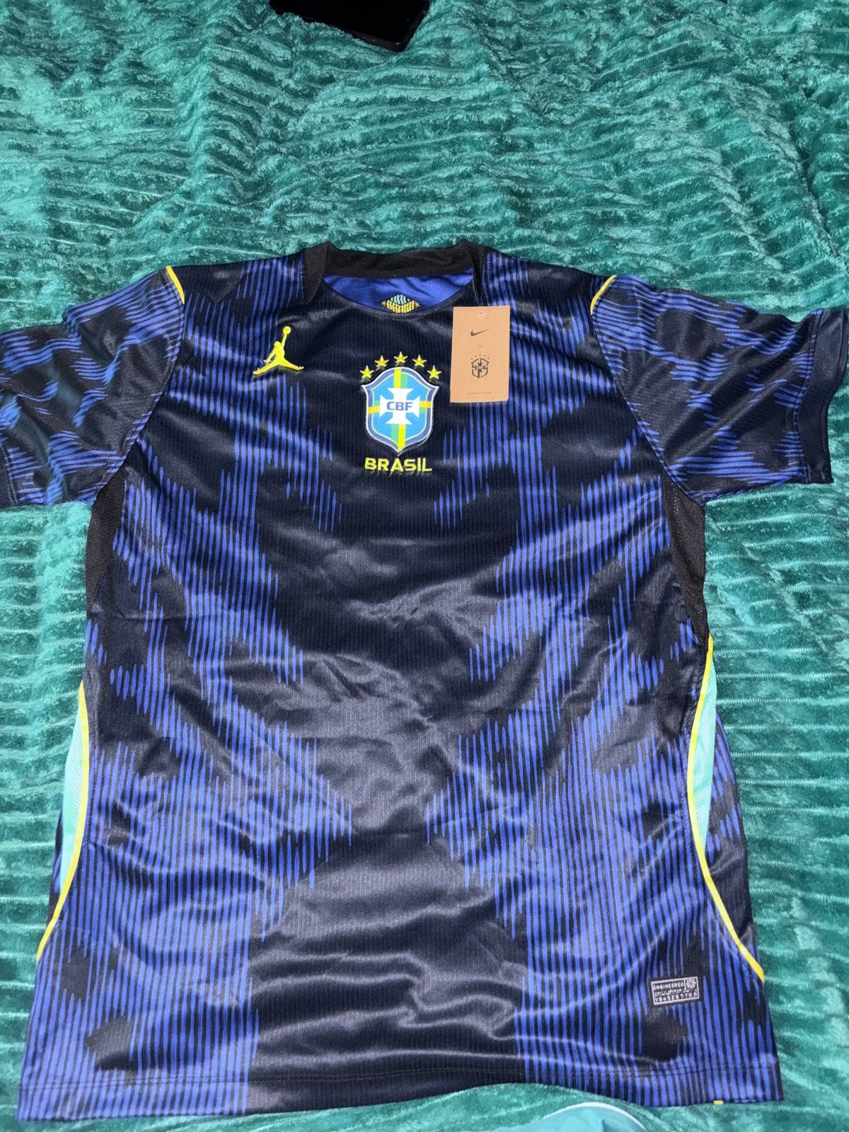 Nike Brasil x Jordan voetbalshirt - Nieuw met kaartjes, Maat L, Ophalen of Verzenden, Nieuw, Shirt