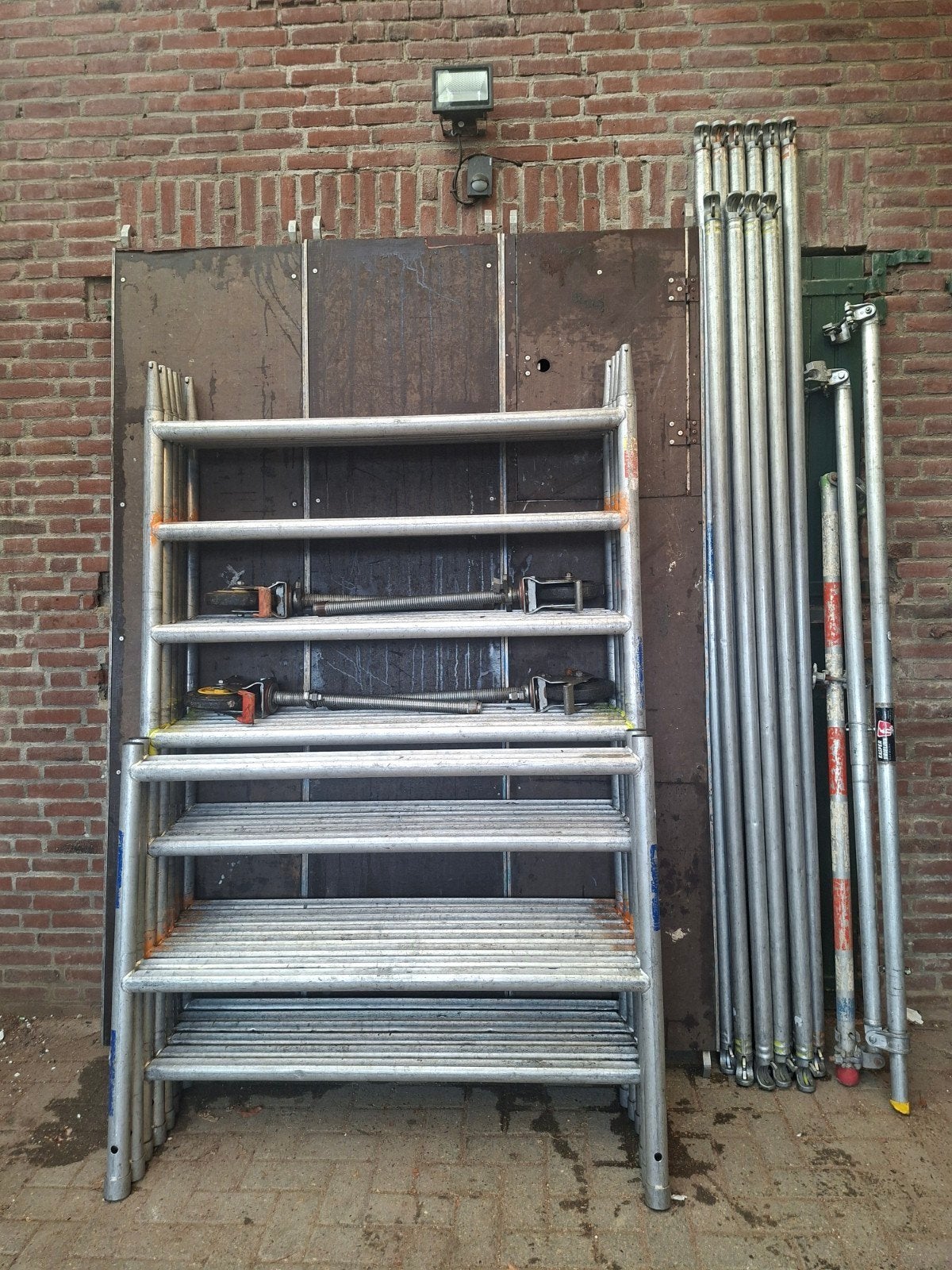 euroscaffold 8.2 mtr europen, Doe-het-zelf en Verbouw, Steigers, Ophalen, Rolsteiger of Kamersteiger, 5 meter of hoger