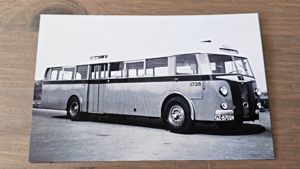 Foto BUS NZH Haarlem 1725, Verzamelen, Verzenden, Gebruikt, Bus of Metro, Overige typen