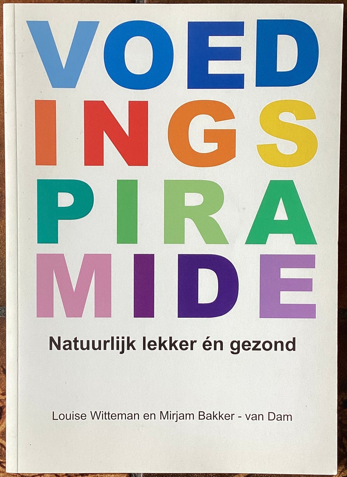 M. Bakker- van Dam - Voedingspiramide, Boeken, Advies, Hulp en Training, Zo goed als nieuw, Ophalen of Verzenden