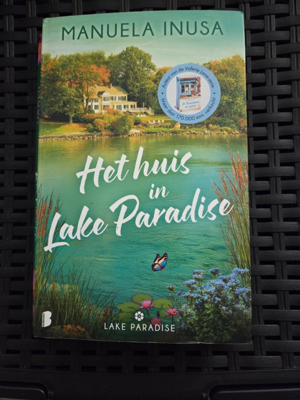 Het huis in Lake Paradise Manuela Inusa, Ophalen of Verzenden
