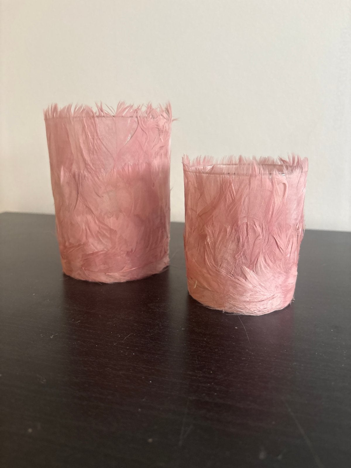 Set van 2 roze waxinelichthouders met veren, Overige materialen, Gebruikt, Overige merken, Waxinelichthouder