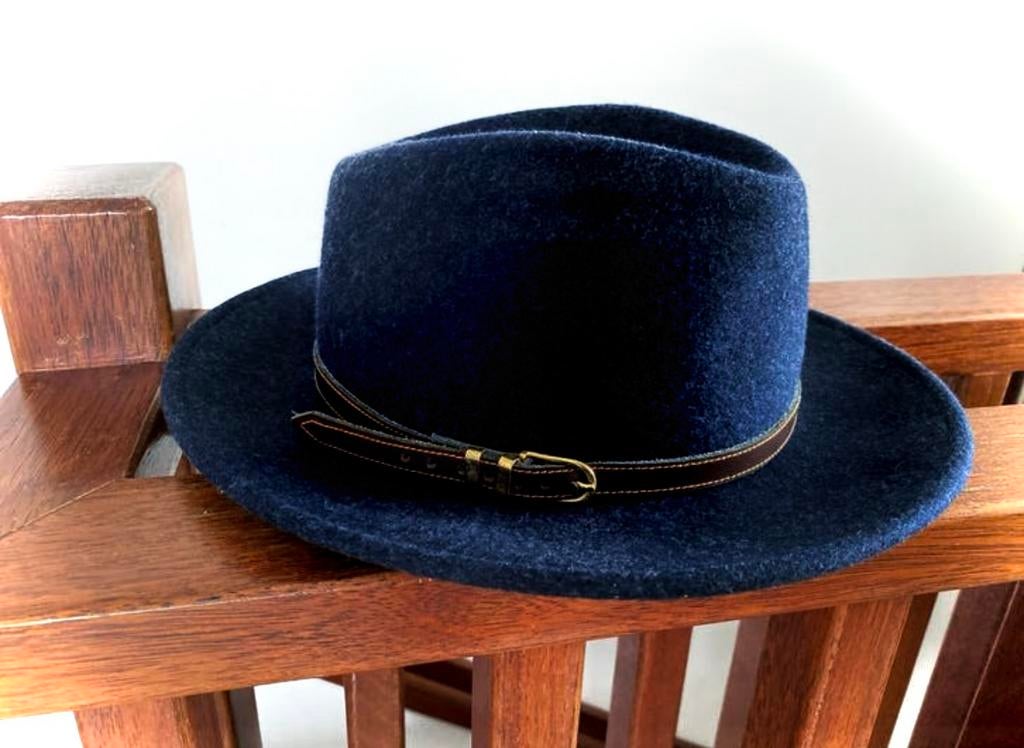 Bronte hoed maat 58 donkerblauw, Kleding | Dames, Hoeden en Petten, Ophalen of Verzenden, Gedragen, 58 cm (L, 7¼ inch) of meer
