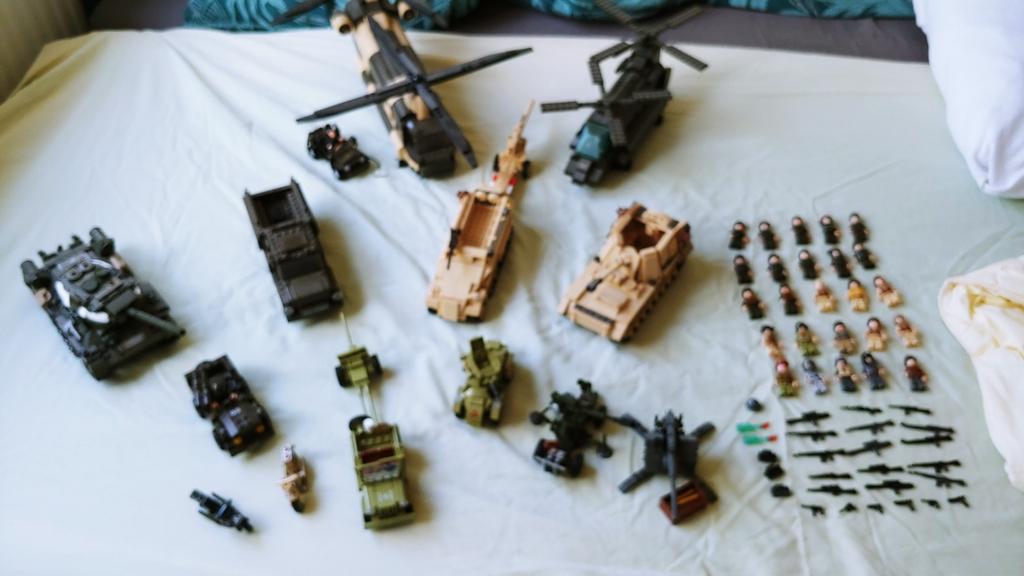 Grote Sluban Army Lego set met voertuigen en figuren, Ophalen of Verzenden, Gebruikt, Overige merken