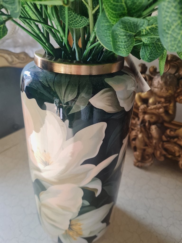 Nieuwe metalen vaas met lelie decor foto 1 t/m 7, Heikant 21 Kaatsheuvel, 21 cm, Meerkleurig, Belle Vieille Brocante