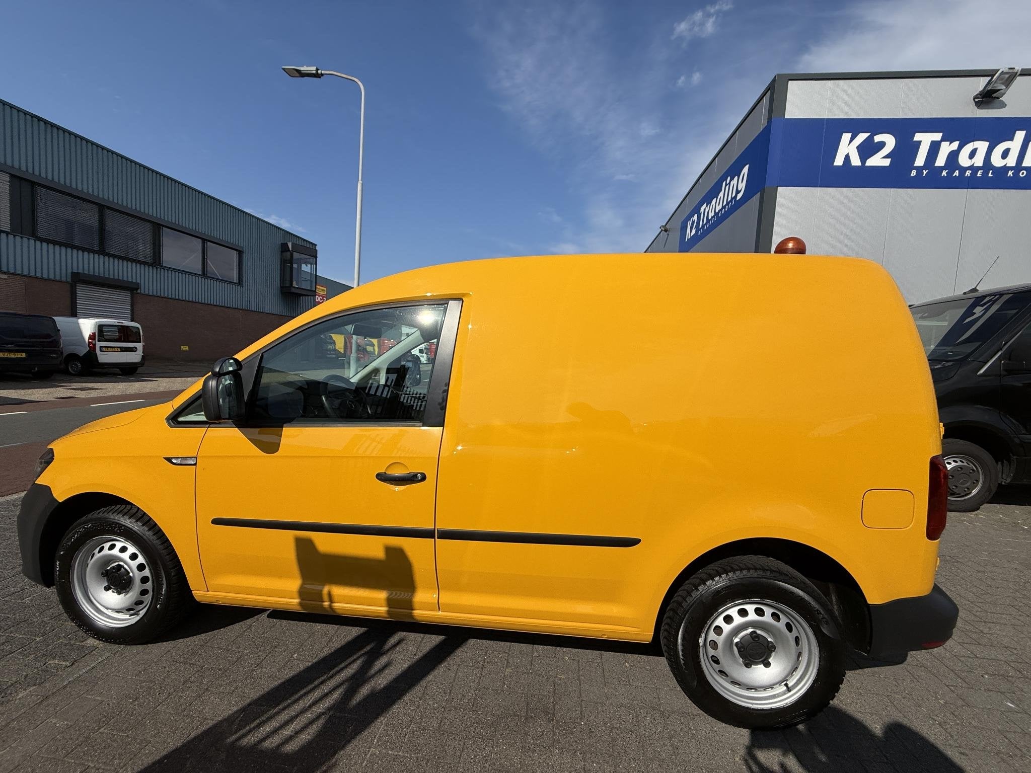 Volkswagen Caddy 2.0 TDI L1H1 BMT Trendline, Stof, Gebruikt, 4 cilinders, Volkswagen