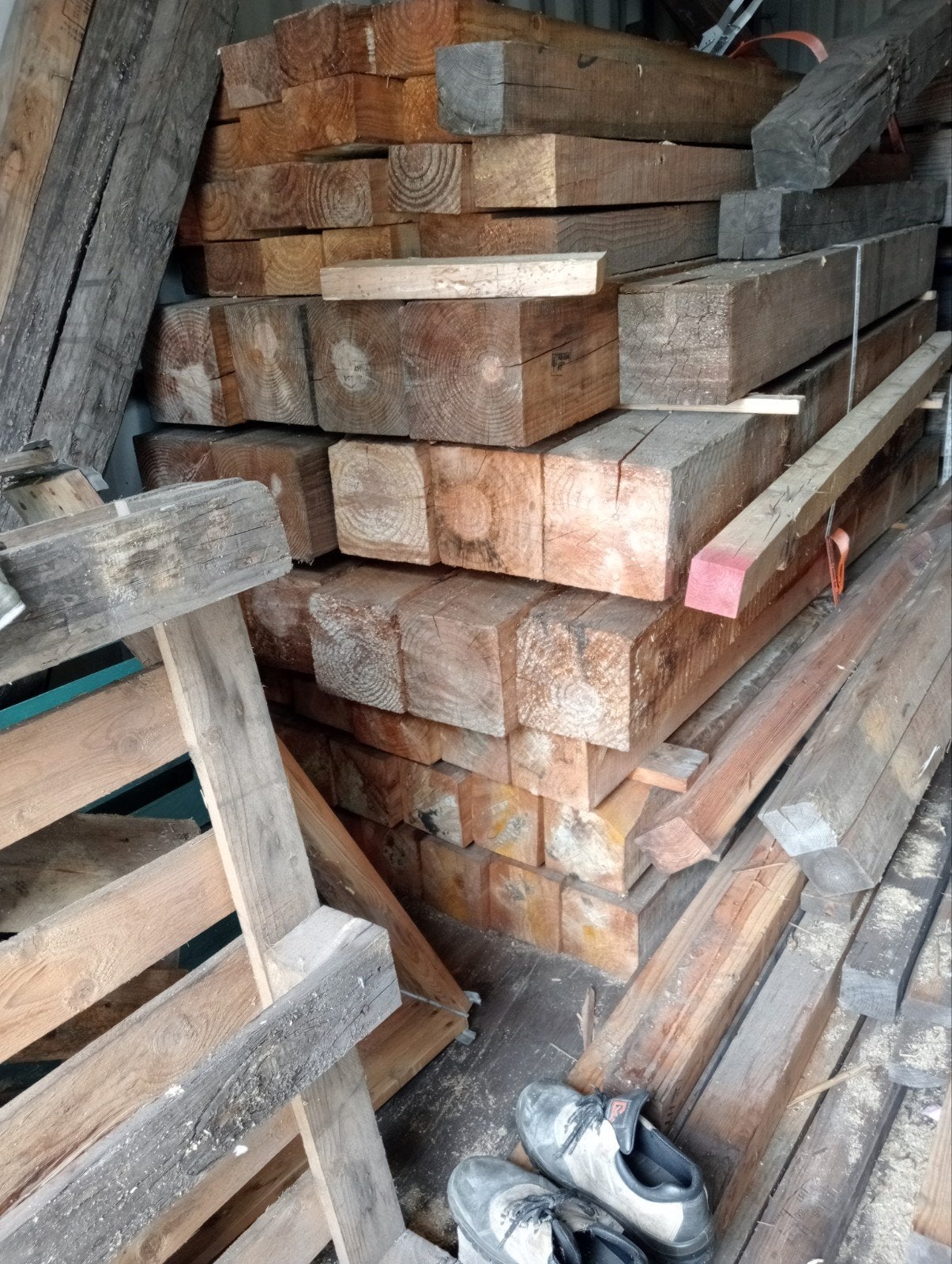 Bieden.Grote partij vuren balkhout voor mancave of project, Doe-het-zelf en Verbouw, Ophalen of Verzenden