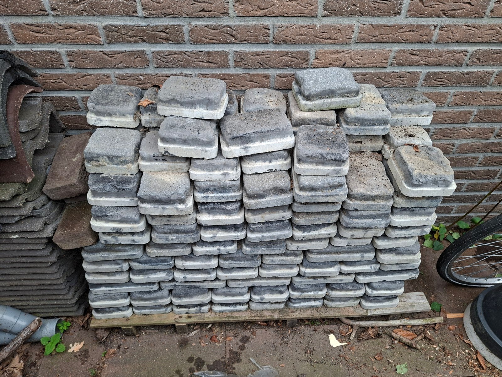 Verschillende maten steentjes, Ophalen, Beton, Overige typen