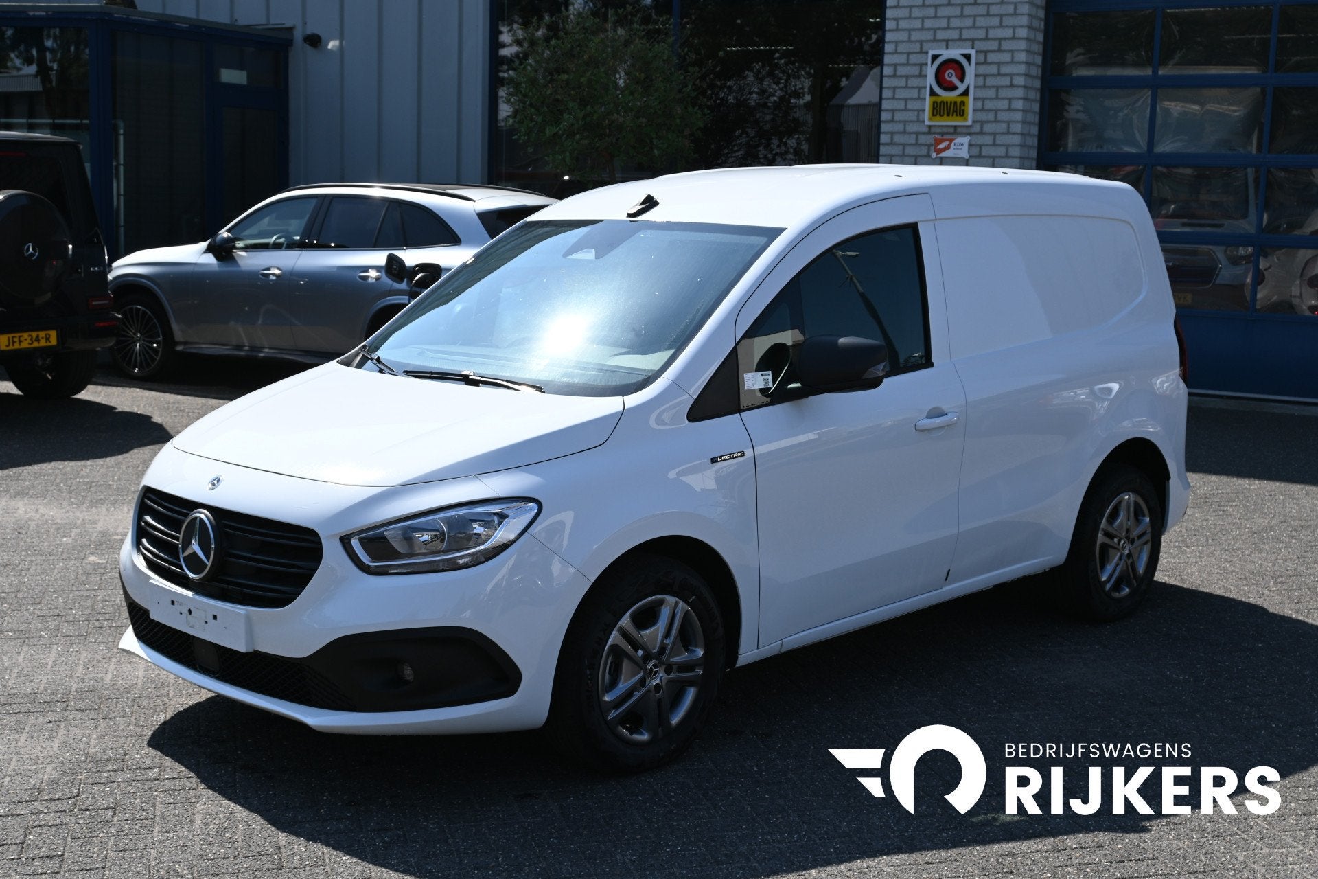 Mercedes-Benz eCitan 112 Pro L1 51 kWh AC-opladen 22kW/DC-op, Gebruikt, Met garantie (alle), Wit, Mercedes-Benz