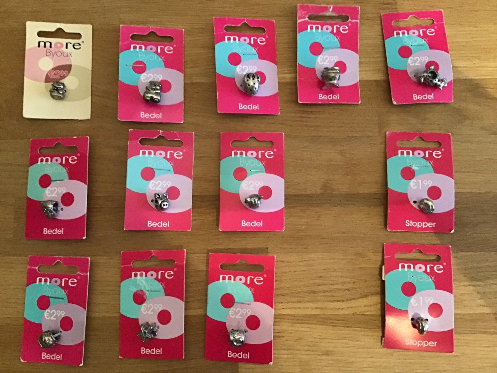 11 nieuwe bedels en 2 stoppers (lookalike Pandora), Ophalen of Verzenden, Zo goed als nieuw, Knutselwerk