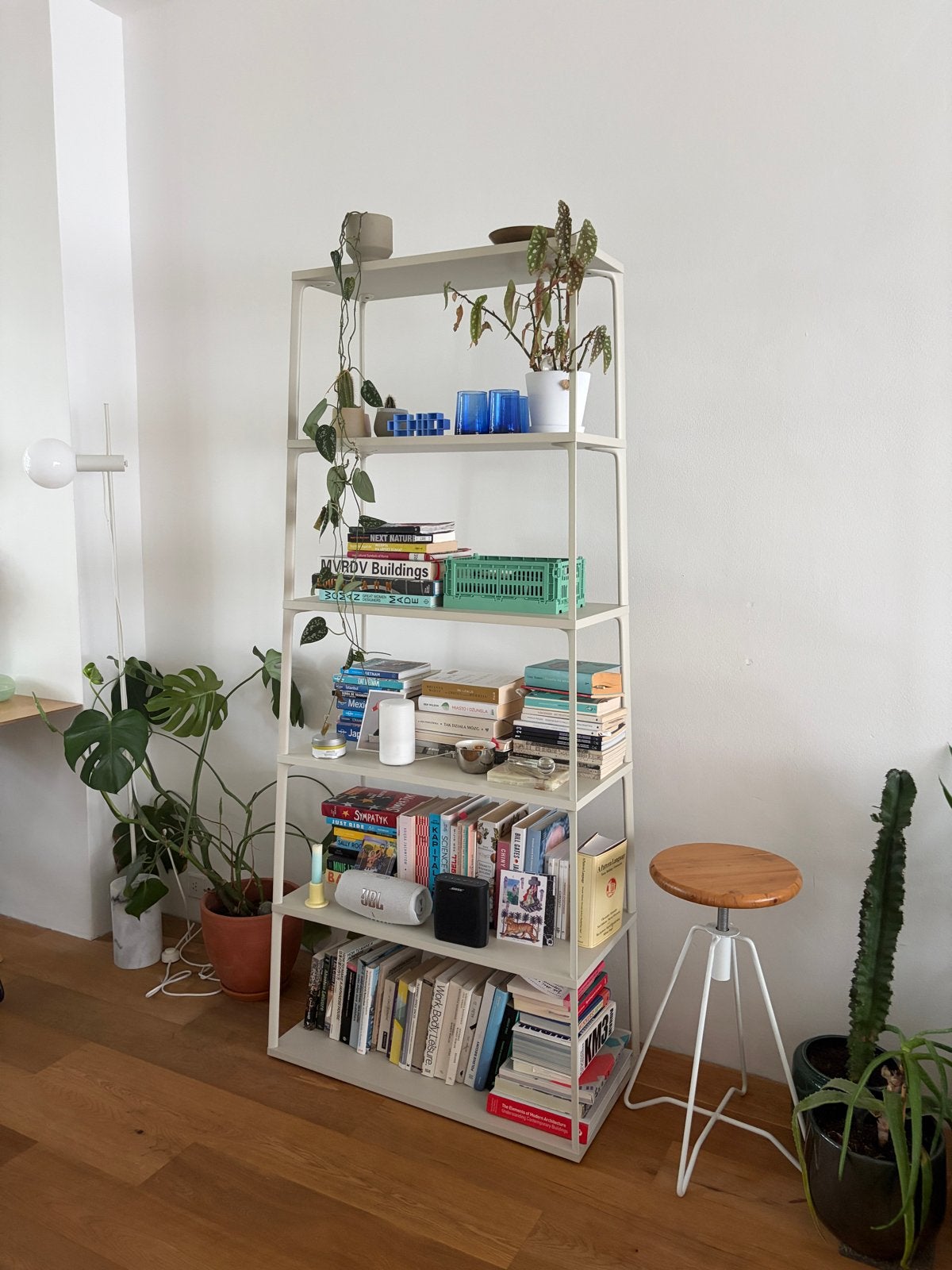 Hay Eiffel Shelf - Stijlvolle en functionele opberger, Ophalen, Met plank(en), Gebruikt, 200 cm of meer