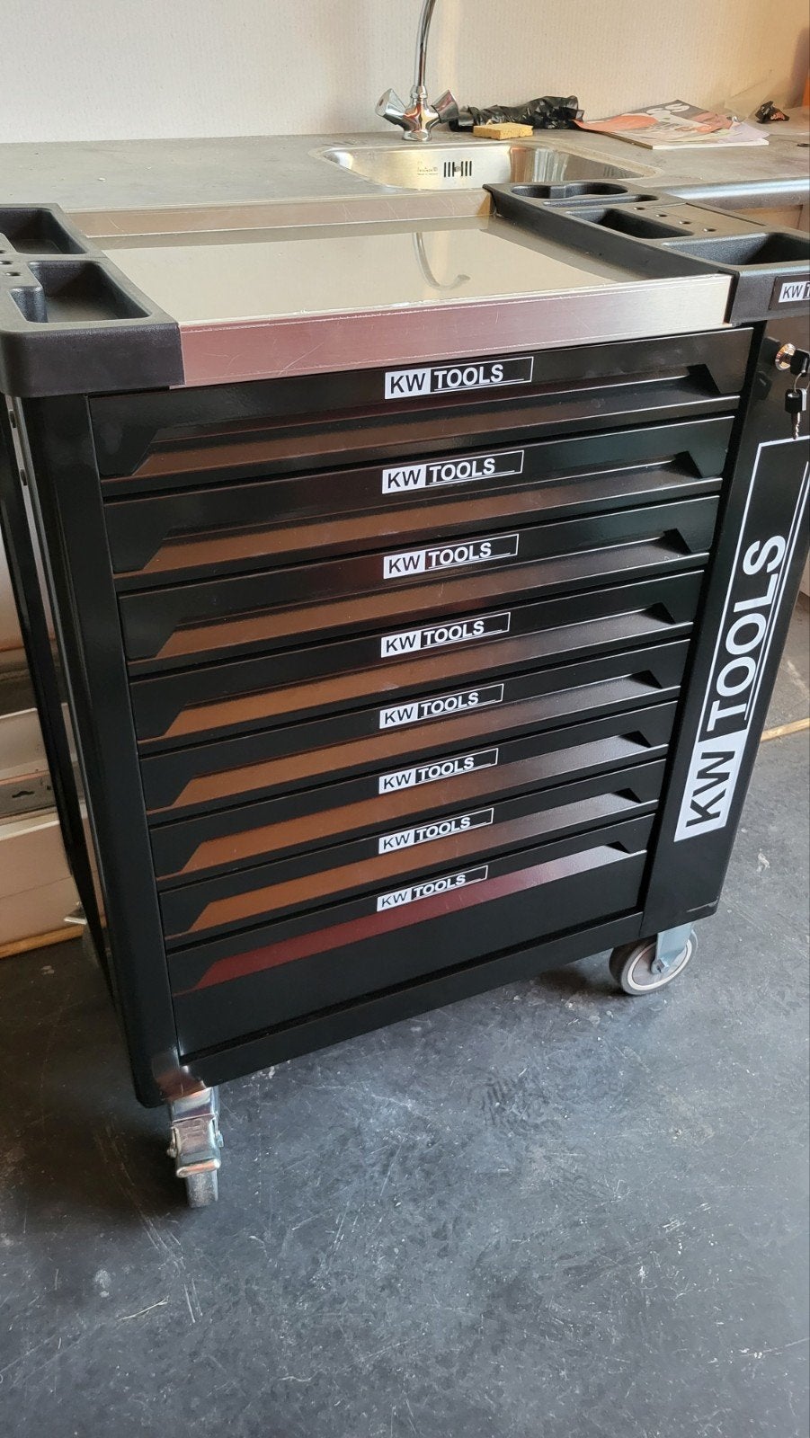 KW Tools Gereedschapswagen met complete gereedschapset, Ophalen, Nieuw, Gereedschapsopslag, Overige merken