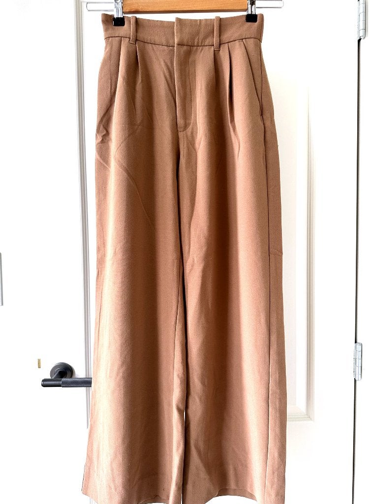 Camel wijde broek A&F maat S, Verzenden, Beige, Maat 36 (S), Lang
