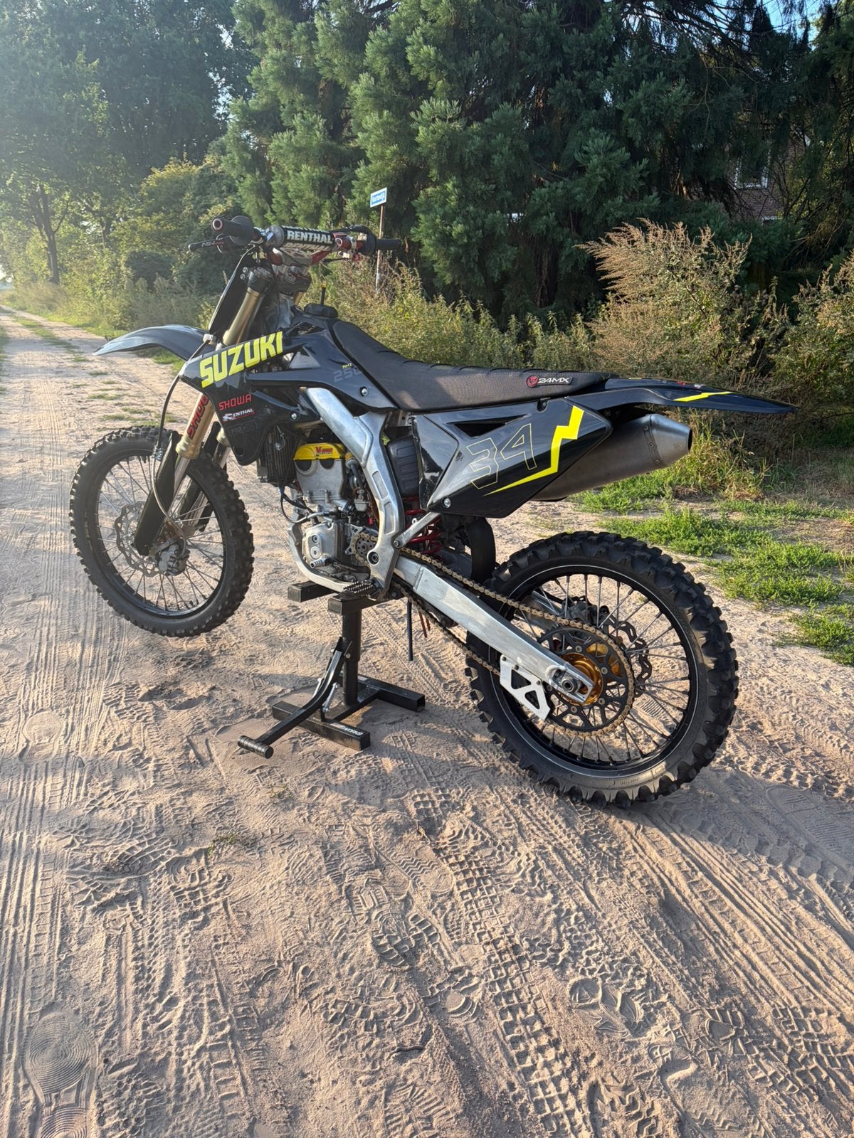 Gereviseerde Suzuki RMZ250, Ophalen, Zo goed als nieuw, Suzuki