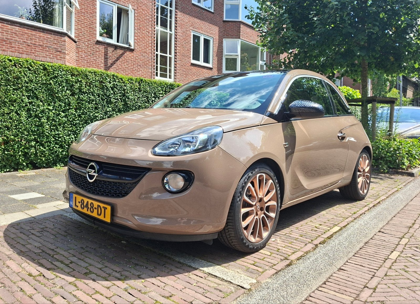 Opel ADAM 1.4 Ecoflex 2013 Bruin, Voorwielaandrijving, 40 €/maand, 1398 cc, 4 cilinders