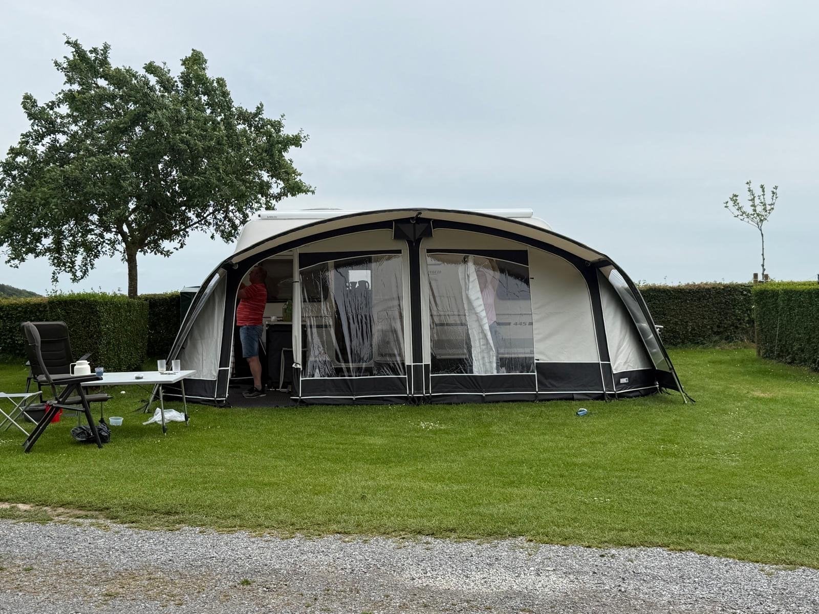 Unico Milaan 280 voortent maat 11 met luifels - Z.G.A.N., Caravans en Kamperen, Ophalen, Zo goed als nieuw, Ten Cate All Season 240g/m2