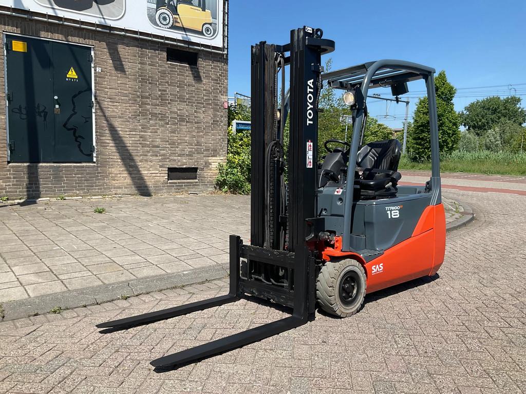 Toyota 8FBET18 1800KG 4.70METER HEFTRUCK (bj 2011), Zakelijke goederen, Machines en Bouw | Heftrucks en Intern transport, 1000 tot 2000 kg