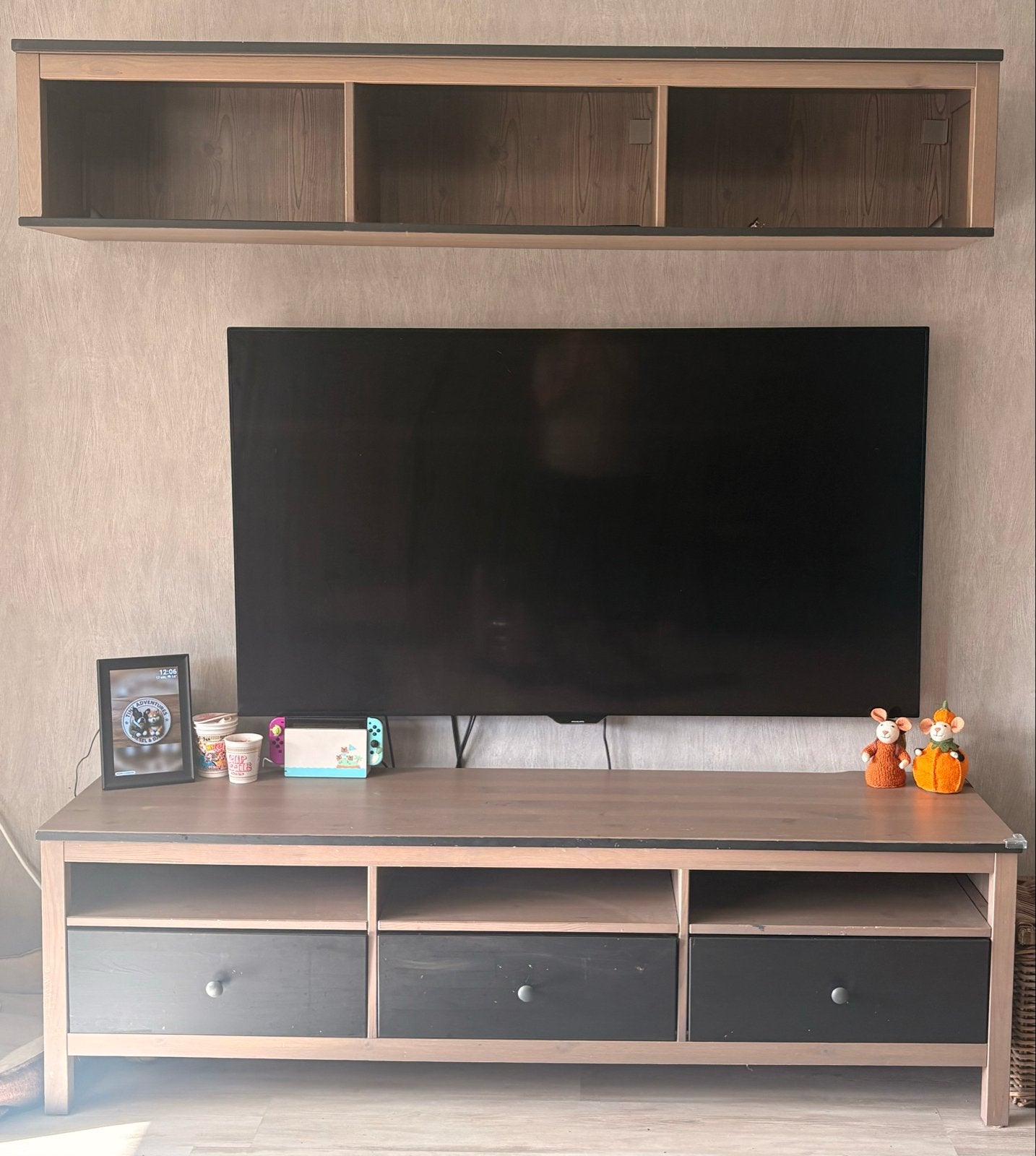 TV-meubel en wandplank, Huis en Inrichting, Ophalen, 100 tot 150 cm, Zo goed als nieuw, Minder dan 100 cm