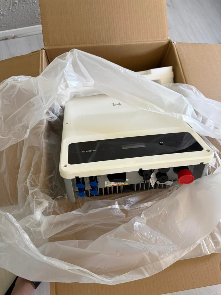GoodWe GW4000-SDT-20 Omvormer (Nieuw in doos) – 4kW 3-fase, Hobby en Vrije tijd, Elektronica-componenten, Ophalen of Verzenden