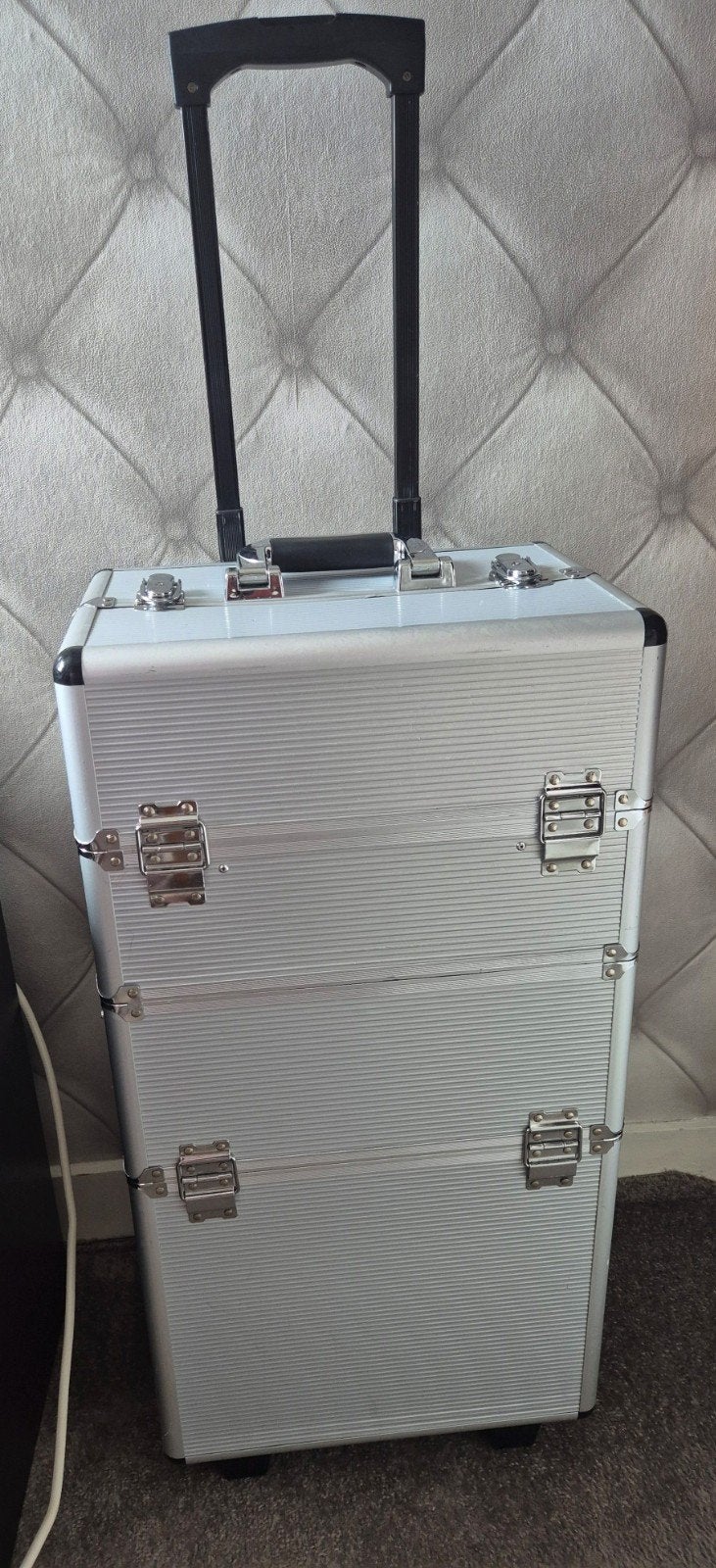 Professionele make-up koffer op wielen - Zilver, Ophalen, Gebruikt, Grijs, Met slot