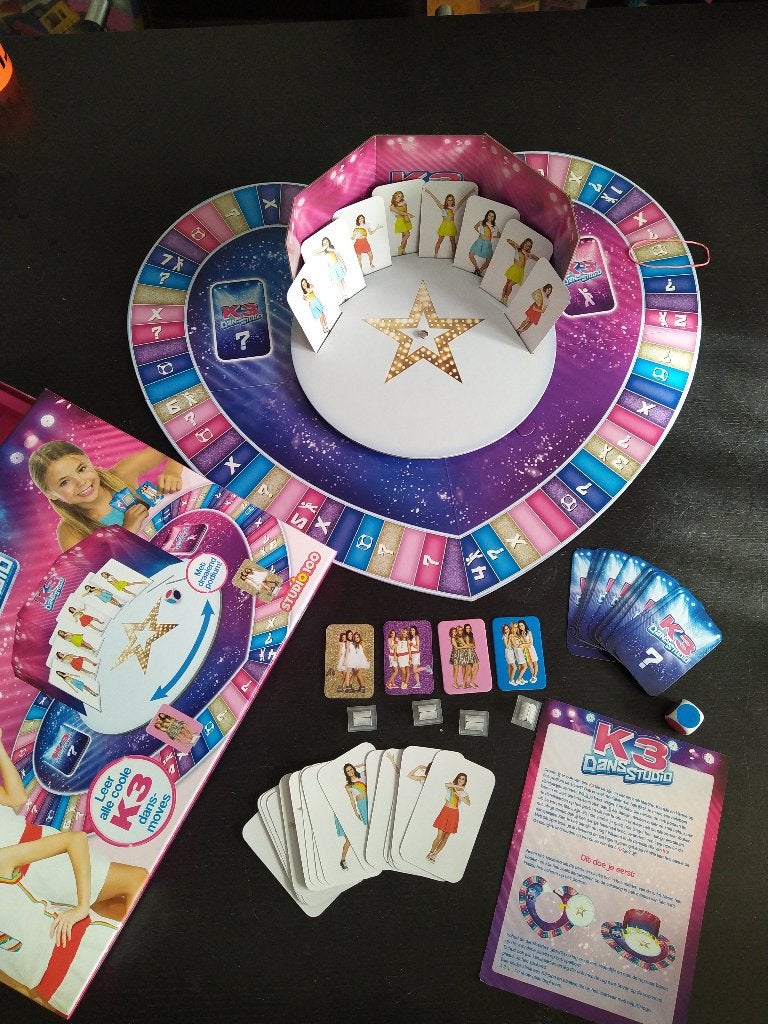 k3 Bordspel - K3 dansstudio / dans studio, Een of twee spelers, Ophalen of Verzenden, Gebruikt