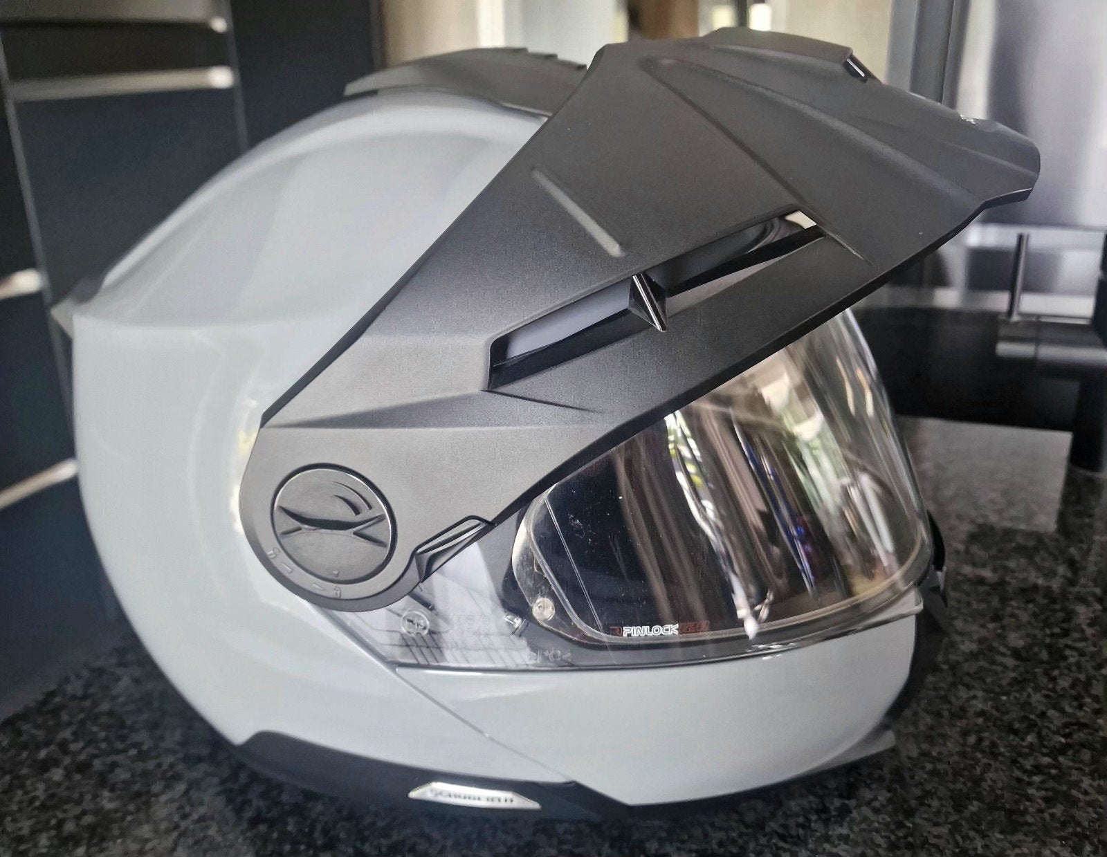 Grijze Schuberth E2 Adventure Systeemhelm XXL, Motoren, Kleding | Motorhelmen, Systeemhelm, XL, Overige merken, Tweedehands, Ophalen of Verzenden