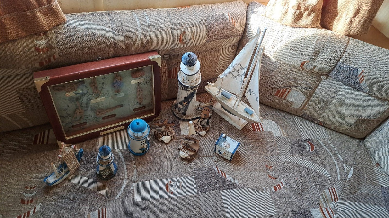 Leuke set stranddecoratie: knopen, bootjes, vuurtorens, Ophalen, Gebruikt, Meerkleurig, Overige materialen
