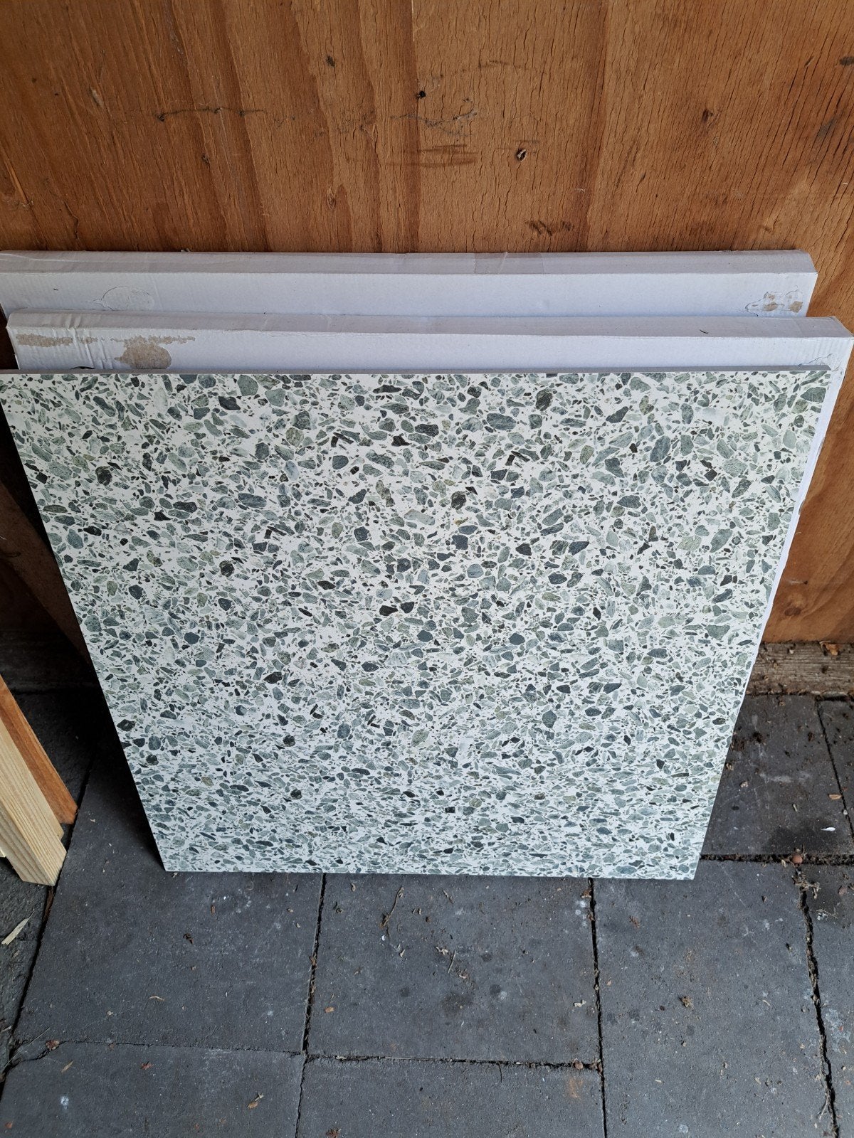 Vloer- en wandtegels, oa. Nadinne terrazzo, badkamer en gang, Ophalen, 60 cm of meer, Nieuw, Minder dan 5 m²