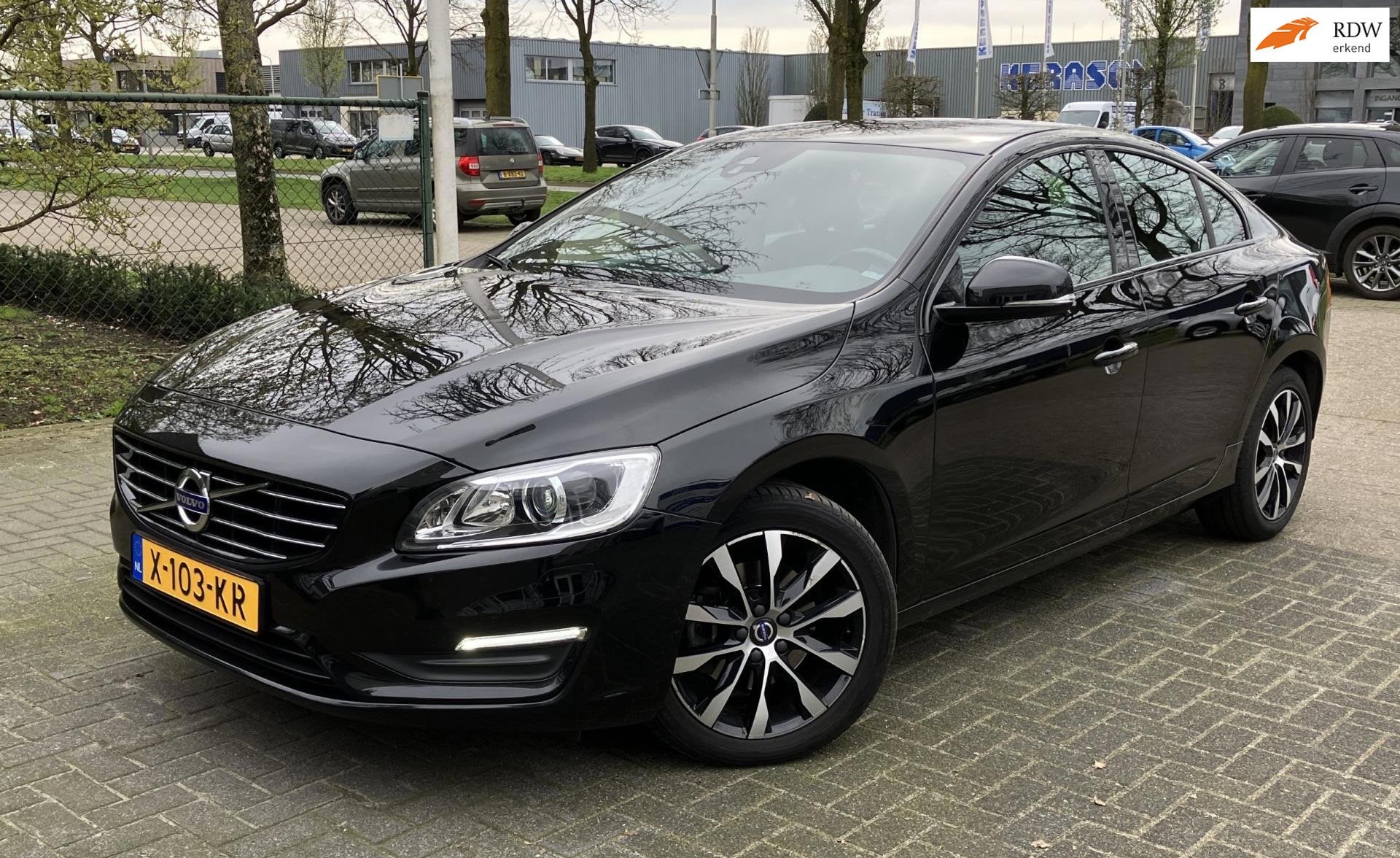 Volvo S60 Automaat Leder LM Navi, Auto's, 4 cilinders, S60, Leder, Bedrijf